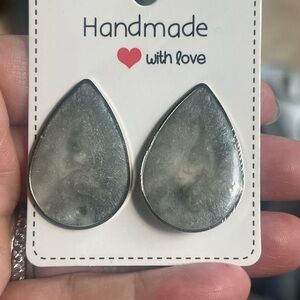 Handmade Gray/Sliver/Cream Teardrop Earrings